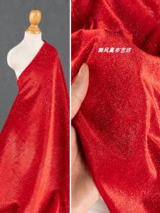 เสื้อผ้าไหมทองกำมะหยี่สะท้อนแสงสีแดง ผ้ากระโปรงครึ่งตัวสำหรับการแสดงชุดกี่เพ้าวันเกิด ผ้าไหมกำมะหยี่สีทองสะท้อนแสง วัสดุสำหรับทำเสื้อผ้า