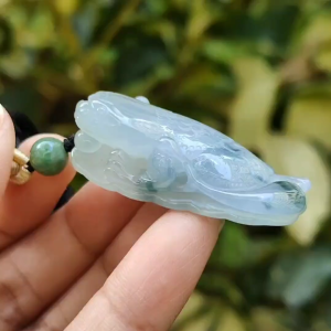 Newly Listed High Quality Three Legs Toad Pendant on Natural Type A Jadeite Jade certificate weighs 17.26 grams measurement 40.6 * 17.3 * 13.5 mm (pendant381)