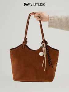 Dotlyn Fashionable Suede Tote Bag Underarm Trendy Commuter Large Capacity Single Shoulder Bag for Men And Women