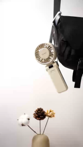 พัดลมมือถือพกพา เสียงรบกวนต่ำ OUKU FS03 ปรับได้ 5 ระดับ 5200mAh ปรับมุมเงยได้ 180 องศา สามารถตั้งวางได้