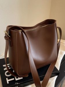 Retro Fashion Water Bucket Bag