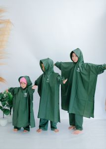 Jas hujan anak setelan Ponco usia 3-12 tahun bahan tebal elastis