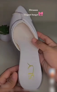 SANDAL HEELS WISUDA HAK TAHU 5 CM TALI MUTIARA SAMPING