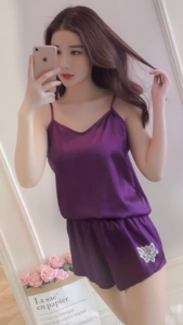 ĐỒ BỘ NGỦ HAI DÂY THÊU HOA QUẦN CHẤT LIỆU LỤA MÁT MỎNG VÀ GỢI CẢM CHO PHÁI NỮ