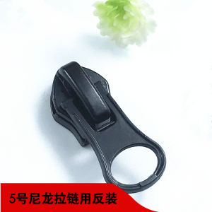 No. 3 No. 4 No. 5 No. 8 Zipper Head Nylon Resin Metal Zipper with Lock Black Pull Head Clothes Pull Head Zipper
