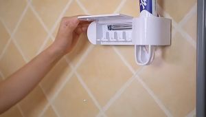 Tempat Sikat Gigi Automatic Toothpaste Holder Sterilisasi Ultraviolet tempel dinding Tempat Penyimpanan Sikat Gigi Dispenser Pasta Gigi