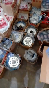 Gear Belakang type SSS 428 Vixion / New Vixion / Byson / MX King 150 / Scorpio / R15 OLD / R15 V2 / Xabre original tajima