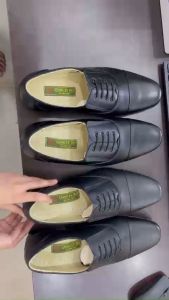 Giày Da Nam Màu Đen Thiết Kế Hiện Đại Đế Cao Su Chống Trượt