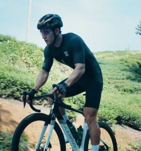 ROCKBROS chai nước gắn xe đạp 600ml không chứa BPA di động MTB đường chai nước treo xe đạp ngoài trời mùa hè ấm đun nước thể thao với bụi che