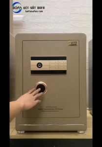Két Sắt Thông Minh BOFA BF-V-45BJ/60BJ/70BJ/80BJ/100BJ Vân Tay Điện Tử App Tuya Két Siêu Sang Siêu Cường Thép Nguyên Tấm Công Nghệ Mỹ Nhập Khẩu Chính Hãng Két Cao Cấp Két Sắt Văn Phòng Két Sắt Gia Đình Két Sắt Ngân Hàng Két Sắt Khách Sạn