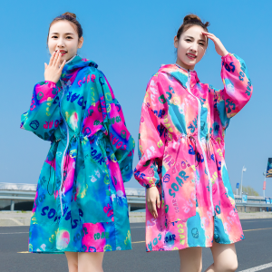 Waterproof Oilproof Foulproof Thin Long Sleeve Apron with Waist Cinching Hood for Home Kitchen Use And Outdoor Wear