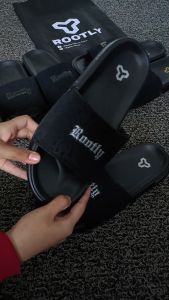 Rootly - Sandal Pria Shift Black Silver Slipper Kekinian