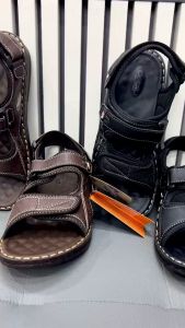 L รองเท้าเพื่อสุขภาพ รองเท้าผู้ชาย รองเท้าแตะ รองเท้าแตะแบบสวม deblu เดอบลู รุ่น BD -M815S สีดำ น้ำตาล Size 39-44