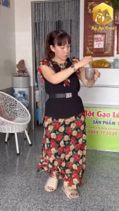 Bột Gạo Lứt Hạt Sen Mè Đen trọng lượng 400g  là sản phẩm OCOP hữu cơ tự nhiên  thay thế bửa ăn  thuận tiện mang theo khi đi du lịch  dễ sử dung