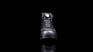 MCPRO Safety Shoes Medium-Cut Anti-Smashing Anti-Piercing Steel Toe Cap with Rotating Button protection work shoes - 9195 (BLACK)/ 818 (BLACK)/ NK28 (BLUE BLACK)/ 267 (BROWN/BLACK) / 852 (Khaki)