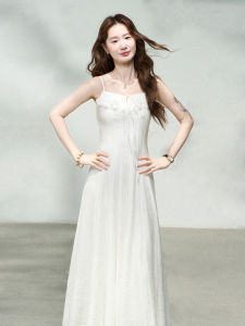 Design Stereoscopic Flower Waist-Shaping White Dress