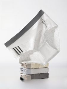 MiiOW | กางเกงชั้นในสตรีผ้าฝ้ายแท้เอวกลาง ทรงสามเหลี่ยม ไม่มีรอยตะเข็บ ไม่ขัดตัว กางเกงชั้นในกีฬาสำหรับผู้หญิง ฤดูร้อน 2025 กางเกงชั้นในสตรี