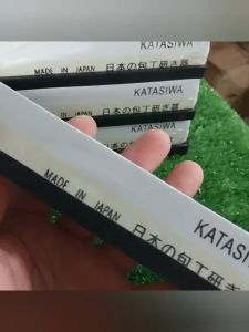 Đá mài dao 2 mặt hiệu KATASIWA nhập khẩu từ Nhật Bản độ mịn #1000-#10.000- Kèm đế su