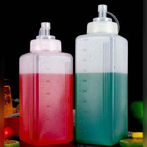 Squeeze Bottles Kitchen Condiment Mustard Hot Sauces Olive Bottle Oil Dispenser Bottle BPA Free Spray Bottles with Cap 800ml 1000ml