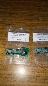 Circuitrocks RF Transmitting Module - 433Mhz