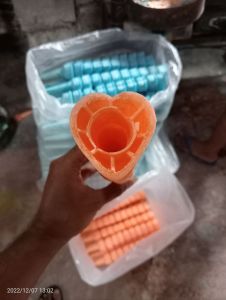 Cone Es Krim Love ( 600 pcs)