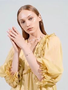 Aurora Titanium Steel Gold Pearl Fritillary Butterfly Temperament Bracelet Jewelry S213