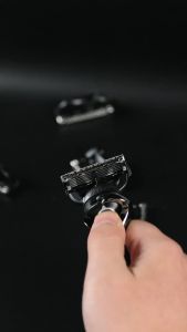 Vỉ 8 lưỡi dao cạo râu Gillette Fusion 5+1 Proshield lá chắn chuyên nghiệp