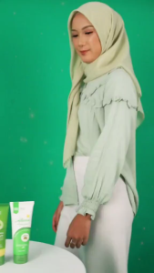 Krim SR12 Lightening Body Lotion Melembabkan Mencerahkan & Melindungi Kulit