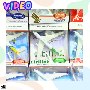 MwnToys Mainan Diecast Pesawat Terbang No.A380-2 - Pelita Air