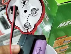 Megaphone atau Toa Kecil Fleco Multifungsi (Rekam putar sirine) HW-8R/ Toa Fleco Murah / toa pengeras suara fleco murah