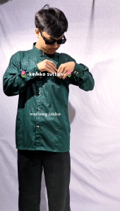 Kemeja Muslimin Lengan Panjang Geometris/Biru Navy Motif Sultan Terbaru