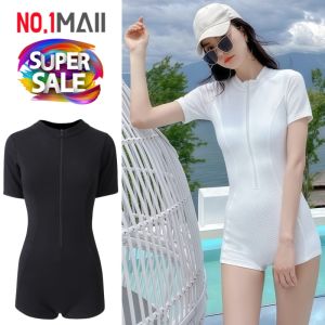 ชุดว่ายน้ำผู้หญิง ชุดบอดี้สูท สำหรับใส่ว่ายน้ำ มี2สี ดำ/ขาว ขนาดสินค้า รอบอก26นิ้ว รอบเอว24นิ้ว ยาว27นิ้ว (ขนาดก่อนยืด) สินค้าพร้อมส่ง