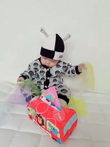 Baby Pumping paper toys 0-1year old puzzle early education three 3 to 6 months above 12 newborn toddler baby Pumping paper toy