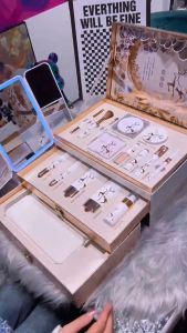 Bộ Trang Điểm và Skincare 3 tầng HLOFF cao cấp đầy đủ 16 món kèm Gương LED cảm ứng 3 màu