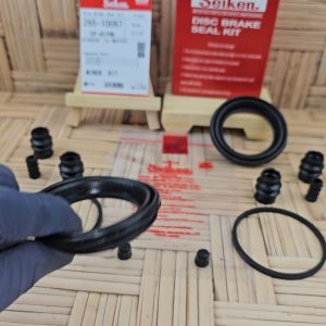 SIL SEAL REM CAKRAM DEPAN TRITON PAJERO SPORT MR527979 KIRI KANAN 1SET SEIKEN