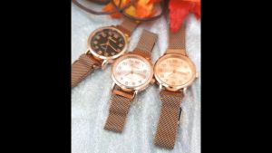 นาฬิกาข้อมือ สายแม่เหล็ก Geneva ( เจนีวา ) แบรนด์แท้ ปรับเลื่อนสายได้ ไม่ต้องตัดสาย รุ่น เลขครบ ขอบเรียบ ( แถมฟรี !! กล่องกระดาษ )