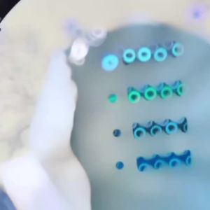 Sơn Gel Mắt Mèo Trong Suốt Màu Xanh MIANEL 10ml Mùa Hè 2026 Làm Trắng Lấp Lánh Có Hạt Thủy Tinh Dành Cho Thợ Làm Móng Chuyên Nghiệp