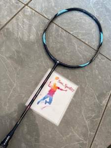 RAKET BADMINTON BULU TANGKIS APACS FORAY 68 dan 70