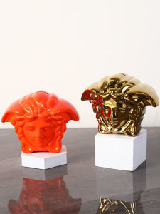 Trendy Medusa Money Box Ceramic Accessible Scandinavian Accessible Luxury Trending Creative Piggy Bank Decorations Home Ornament