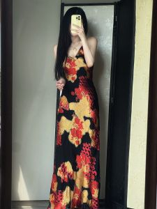 SinKong เสื้อชุดราตรีผ้าไหมสองชั้น ทรงเอ แขนกุด กระโปรงทรงหางปลา คอวี แขนกุด กระโปรงยาวปานกลาง ฤดูใบไม้ผลิและฤดูร้อน