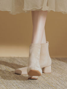 Matte หนัง รองเท้าบูทสั้น ผู้หญิง ฤดูใบไม้ผลิ ฤดูใบไม้ร่วง ยืดได้ รองเท้าส้นสูง Martin สีนู้ด สี สไตล์เกาหลี รองเท้าบูทหุ้มข้อเล็ก พรางหุ่น Effect