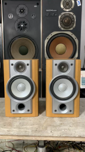 Bán Cục Dàn Amply Victor CA _ UXQ10  hát tốt giá rẻ( điệm 110v)