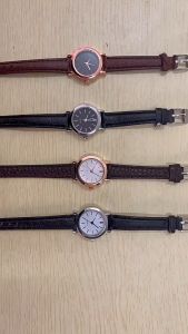 Hot-selling college style Douyin watch temperament thin strap versatile exam watch student small brown watch手表