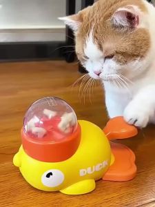 Yellow Duck-Shaped Interactive Cat Treat Dispenser Durable Plastic Training dogToy Puzzle Slow Feeder Dog Entertainment Toy.