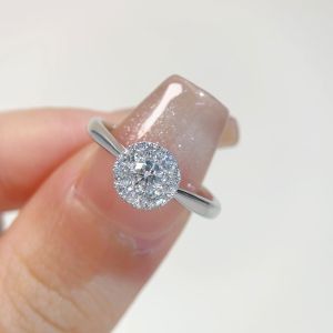 LAZO DIAMOND Cluster Illusion Set Diamond Ring in 9k White Gold