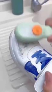 แปรงซักผ้า หนังสือแบบ ด้ามจับยาว ช่องเติมน้ำยา แปรงทําความสะอาด ขนมเพื่อใช้กับซักผ้า ชุด XPH354