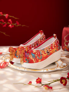 Red Hanfu Wedding Shoes Womens Thick Heel Heightening Slope Heel Embroidered Shoes Match Wedding Clothes Ancient Style Chinese Shoes