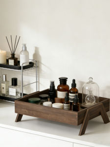 Elegant Retro Cosmetic Organizer