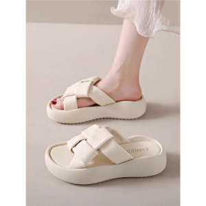 Elegant Womens Summer Slippers Casual Outdoor Beach Sandals Thick Heel Anti-Slip Sweet Style Flat Heel PVC Material Wear Resistant