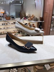 รองเท้าส้นสูง Belle สำหรับผู้หญิง ฤดูใบไม้ผลิ 2024 สไตล์หวาน หัวแหลม ผิวหนังแท้ รองเท้าส้นเดี่ยว ส้นสูงด้านข้างบาง หนังแพะ